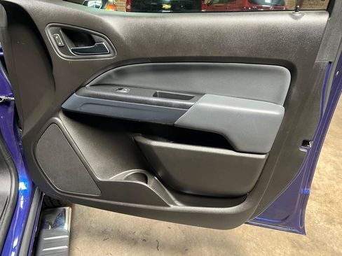 Used 2017 Chevrolet Colorado Z71 RWD image 28