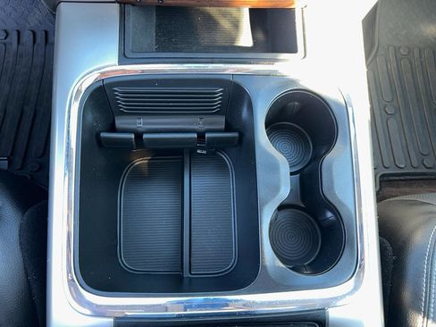 Used 2016 RAM 1500 Laramie w/ Convenience Group image 22