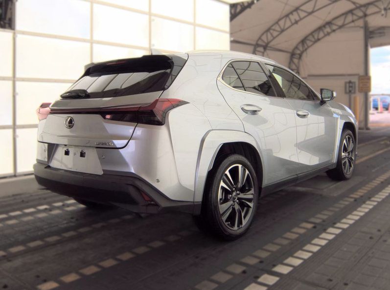 Used 2023 Lexus UX 250h FWD w/ Accessory Package (Z1) image 3