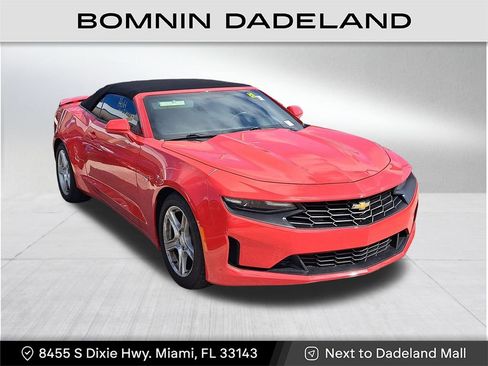 Used 2019 Chevrolet Camaro LT image 1