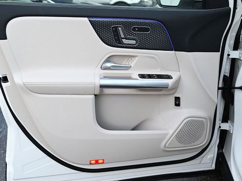 Certified 2025 Mercedes-Benz GLA 250 image 20