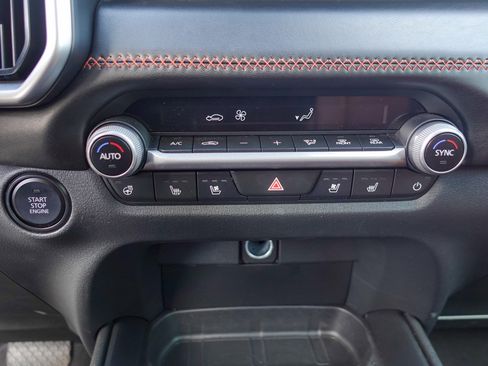 Used 2025 MAZDA CX-50 AWD 2.5 Turbo w/ Cargo Package image 19