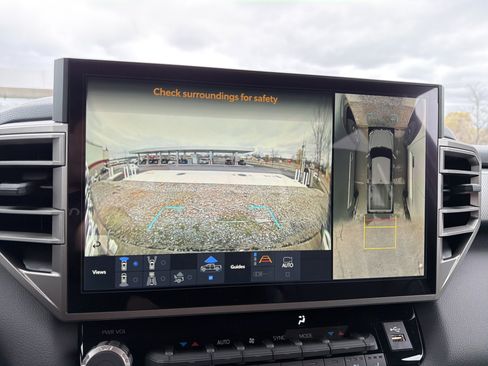 New 2026 Toyota Tundra Limited AWD/4WD image 24