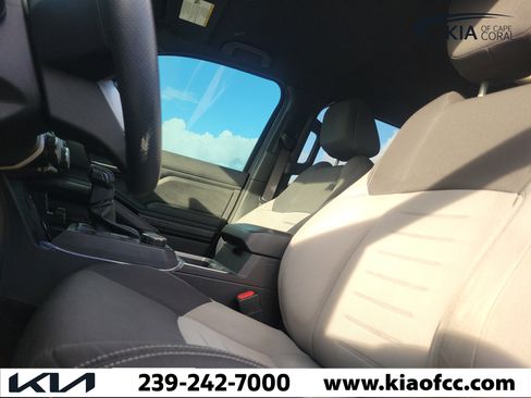 Used 2024 Toyota Tacoma TRD Sport RWD image 27