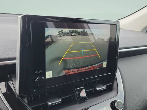 Certified 2024 Toyota Corolla Cross XLE w/ Convenience Package AWD/4WD image 18