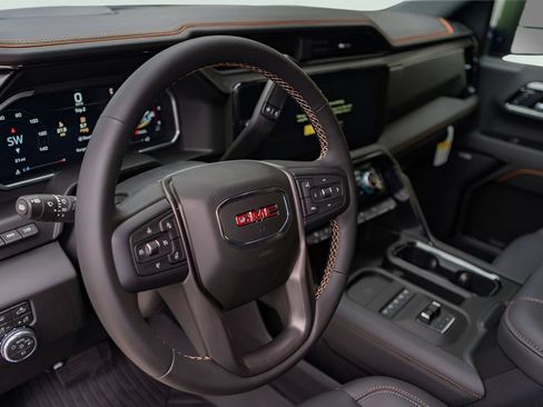 New 2026 GMC Sierra 2500 AT4 w/ AT4 Premium Plus Package AWD/4WD image 8