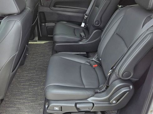 Used 2025 Honda Odyssey EX-L image 11