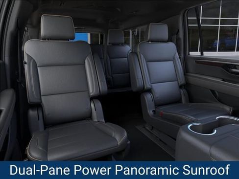 New 2026 Chevrolet Suburban Premier AWD/4WD image 19