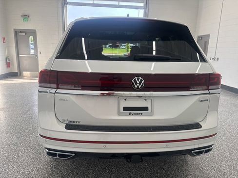 New 2026 Volkswagen Atlas SEL Premium R-Line image 3