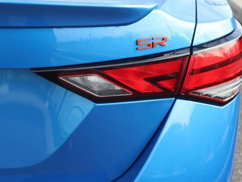 Certified 2025 Nissan Sentra SR FWD image 32
