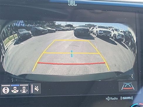 Used 2018 Toyota Camry XLE w/ Driver Assist Package image 18