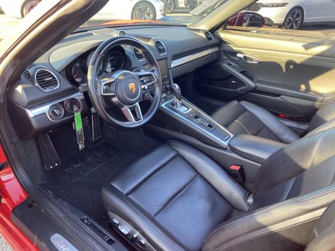 Used 2020 Porsche 718 Boxster S w/ Sport Chrono Package image 10