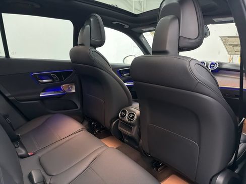 Certified 2026 Mercedes-Benz GLC 300 image 25