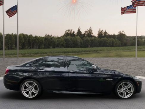 Used 2014 BMW 550i xDrive Sedan AWD/4WD image 7