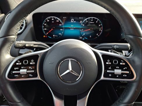 Certified 2022 Mercedes-Benz GLA 250 4MATIC image 19