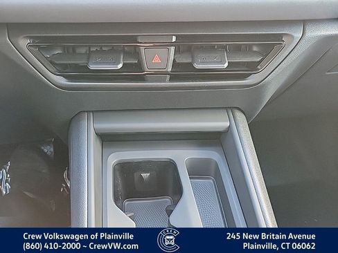 New 2026 Volkswagen Tiguan SE image 34