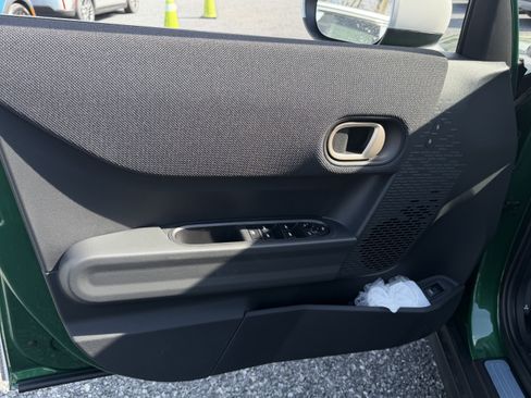 New 2026 MINI Cooper 4-Door Hardtop image 9