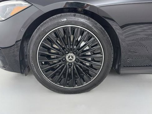 Used 2024 Mercedes-Benz CLE 300 4MATIC Coupe image 33