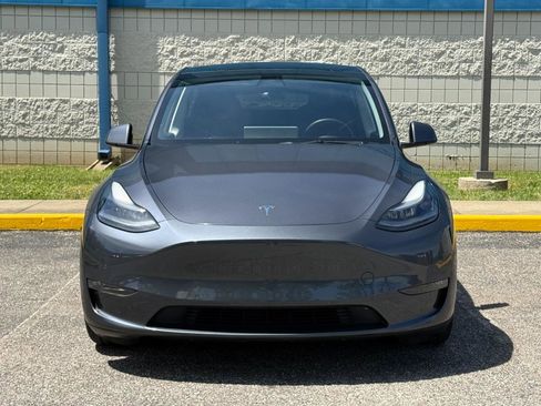 Used 2022 Tesla Model Y Performance AWD/4WD image 2