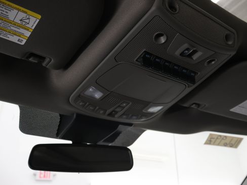 Used 2021 Ford F250 Lariat AWD/4WD image 12