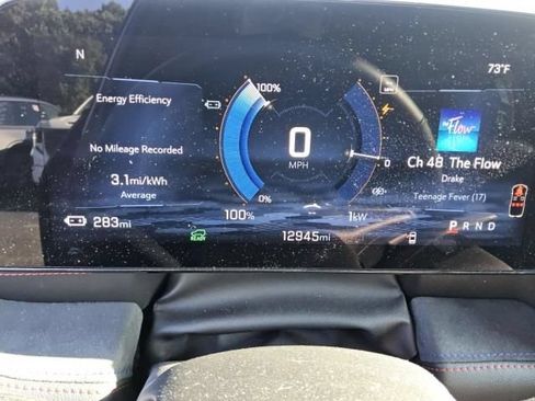 Used 2025 Chevrolet Blazer EV RS AWD/4WD image 8