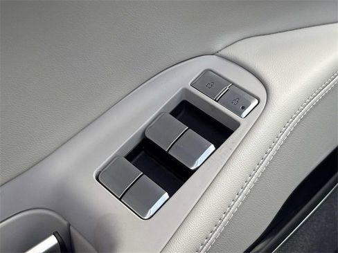 New 2025 Lincoln Navigator L Reserve image 22