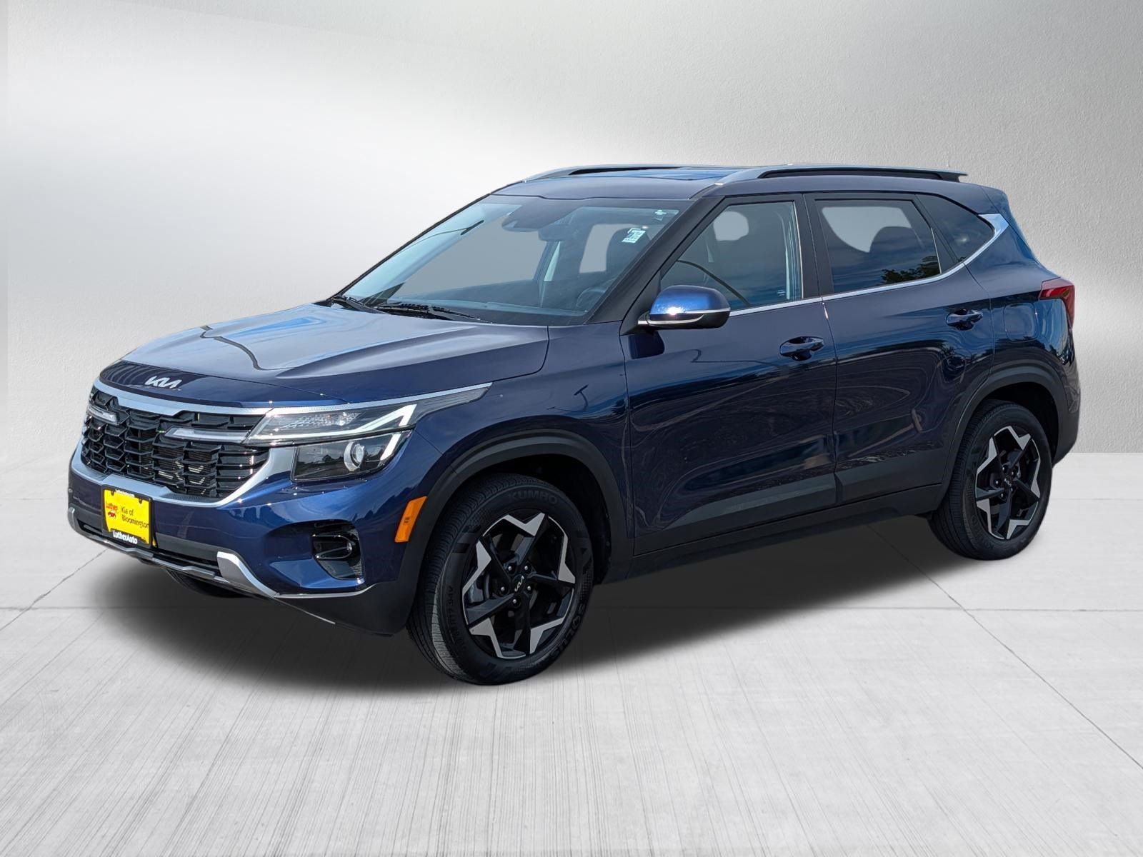 Certified 2024 Kia Seltos EX AWD/4WD image 3