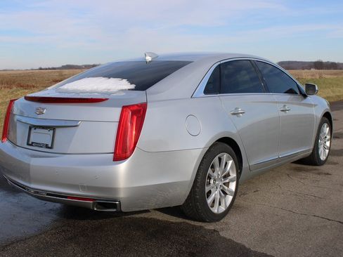 Used 2016 Cadillac XTS Luxury image 7