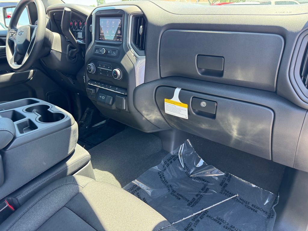 New 2026 Chevrolet Silverado 1500 Custom Trail Boss w/ Turbomax Blackout Package AWD/4WD image 7