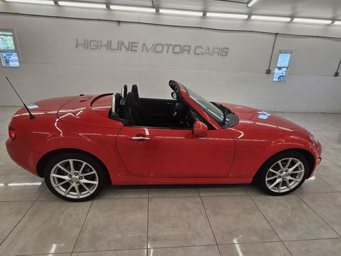 Used 2012 MAZDA MX-5 Miata Touring RWD image 8