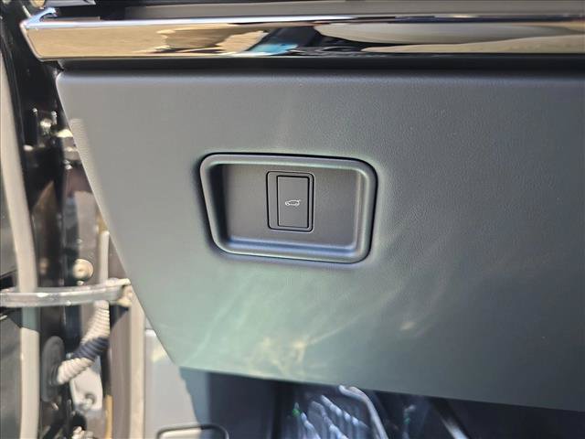 New 2027 Land Rover Range Rover Sport SE AWD/4WD image 24