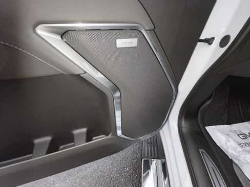 New 2026 GMC Sierra 1500 SLT w/ SLT Premium Plus Package image 31