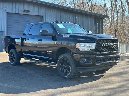 Used 2022 RAM 2500 Big Horn w/ Level A Equipment Group image 10