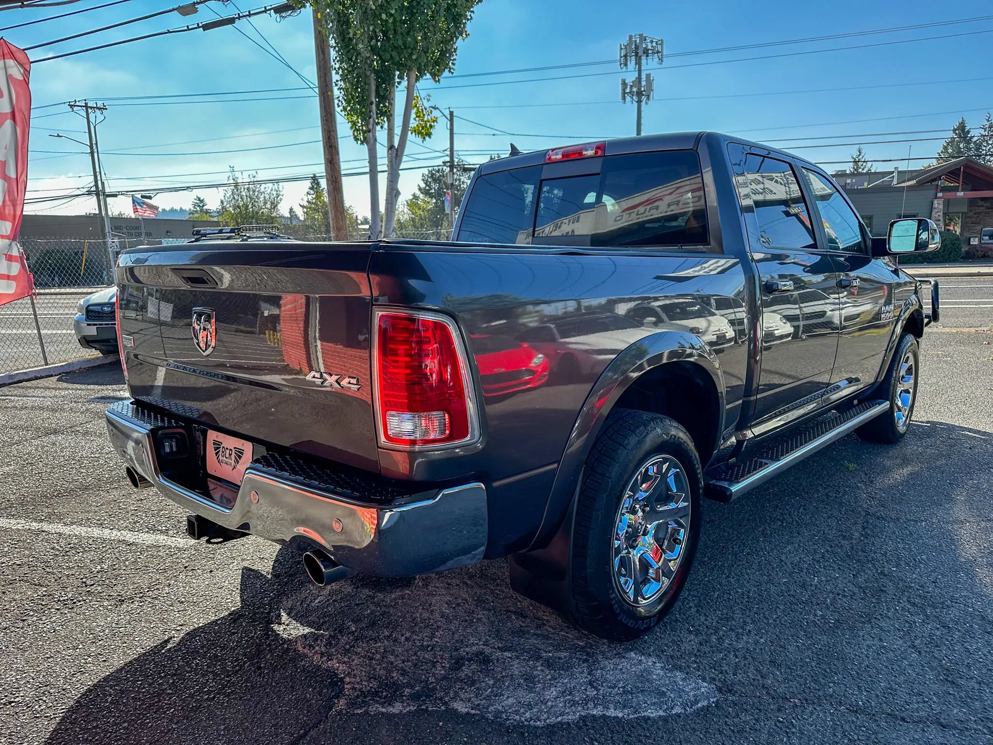 Used 2018 RAM 1500 Laramie w/ Convenience Group AWD/4WD image 5