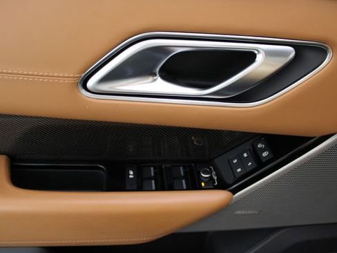 Used 2020 Land Rover Range Rover Velar SV Autobiography Dynamic image 25