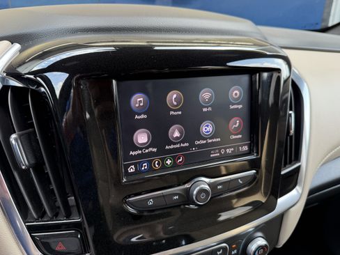 Used 2023 Chevrolet Traverse LS FWD image 18