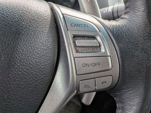 Used 2015 Nissan Altima 3.5 SL image 9