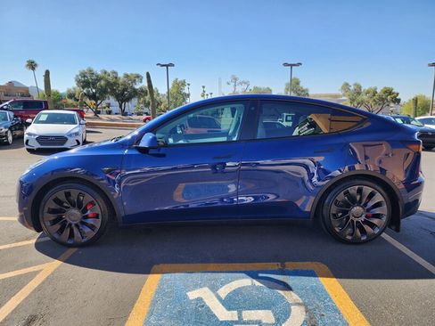 Used 2022 Tesla Model Y Performance AWD/4WD image 6