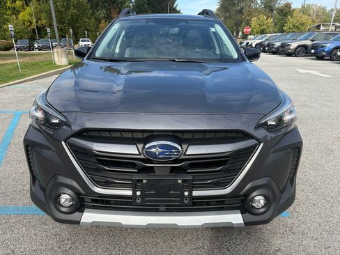 Used 2023 Subaru Outback Limited image 3