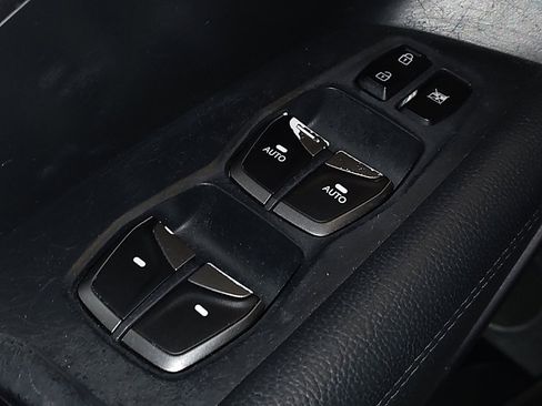 Used 2018 Hyundai Santa Fe Sport image 27