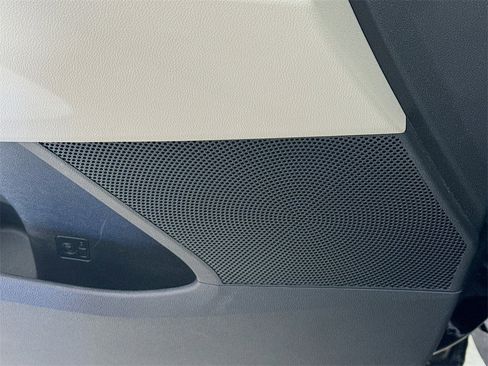 Used 2022 Kia Sorento S image 19