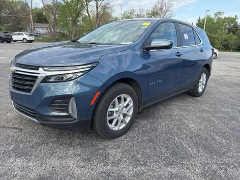 Used 2024 Chevrolet Equinox LT image 1