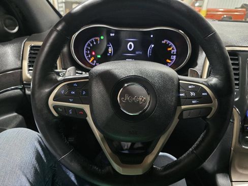 Used 2014 Jeep Grand Cherokee Limited image 36
