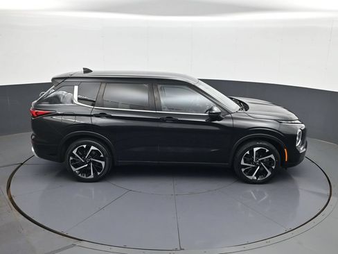 Used 2022 Mitsubishi Outlander SE AWD/4WD image 17