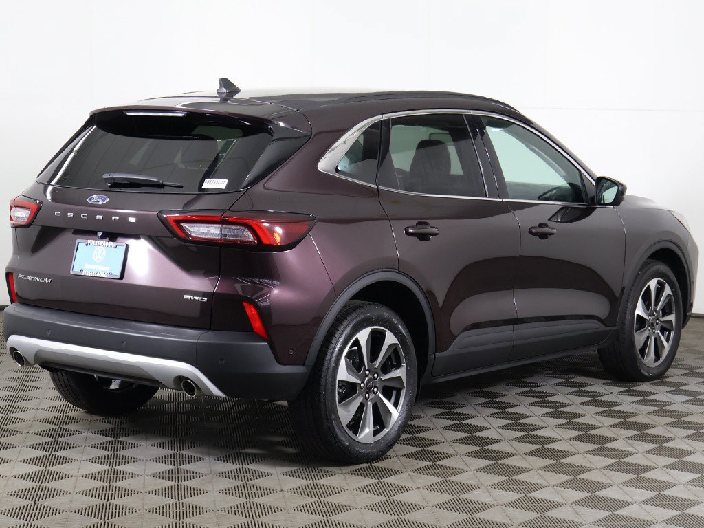 Used 2023 Ford Escape Platinum w/ Premium Technology Package AWD/4WD image 14