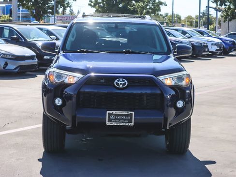 Used 2017 Toyota 4Runner SR5 image 5
