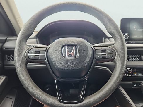 Certified 2023 Honda Accord LX image 24
