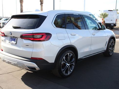 Used 2022 BMW X5 xDrive40i w/ Premium Package image 8