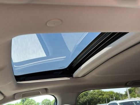 Used 2023 Honda CR-V EX image 13