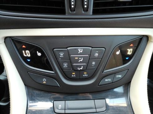 Used 2017 Buick Envision Preferred image 44